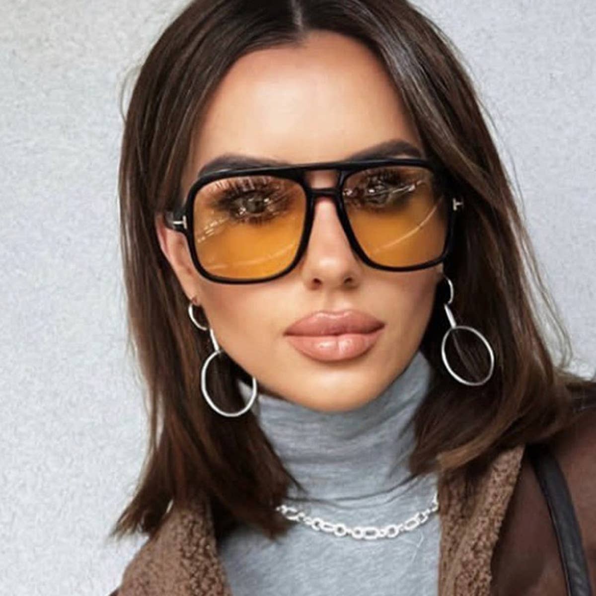 T-SHAPE DOUBLE BRIDGE SUNGLASSES: Brown