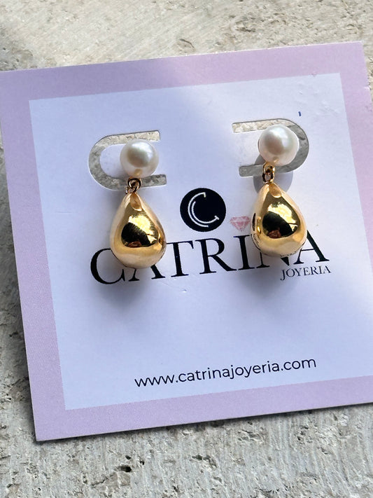 Drop & Pearl Earrings