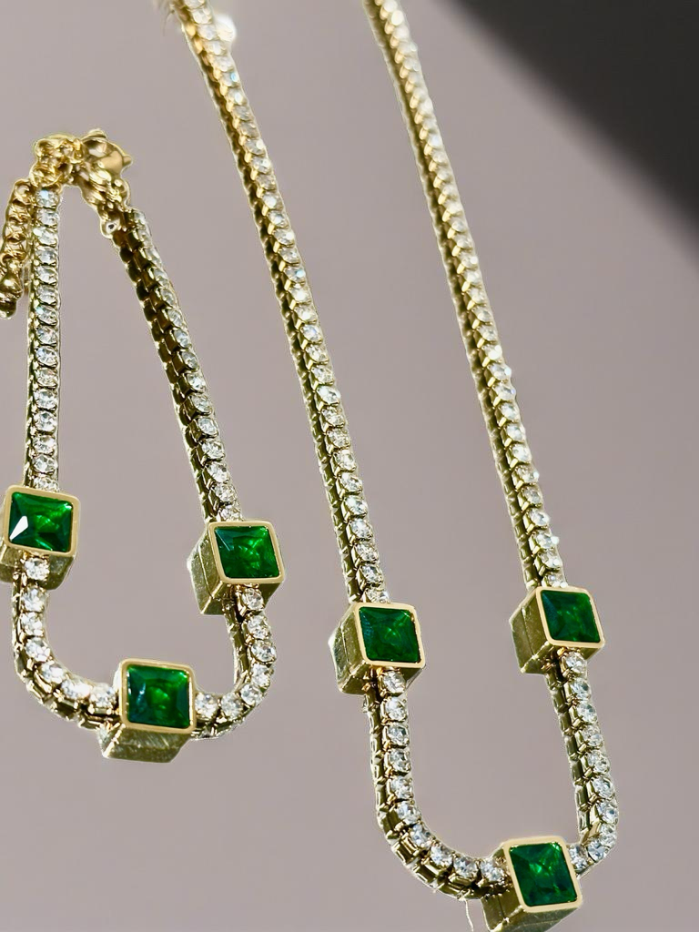 Tennis necklace and bracelet set